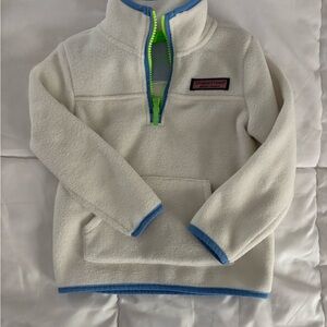 Vineyard Vines White and Blue Sweatshirt